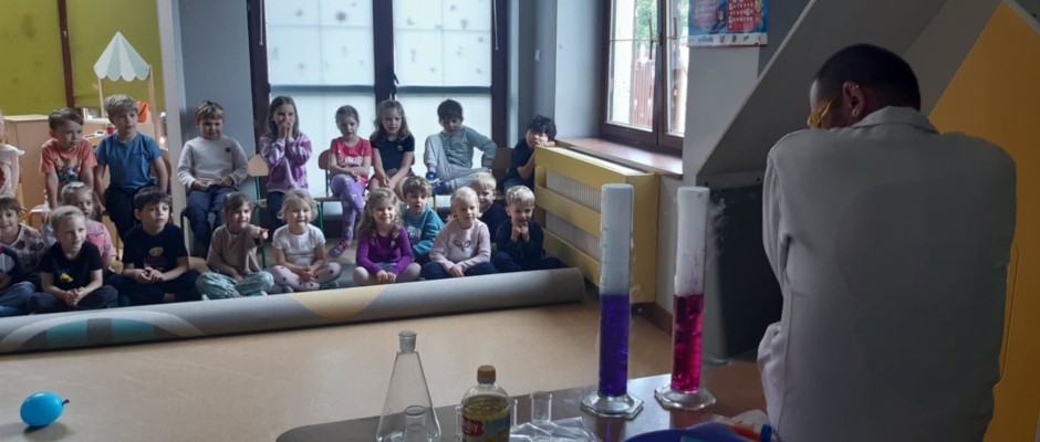 Science starts young – IChF’s spring outreach for children and youth