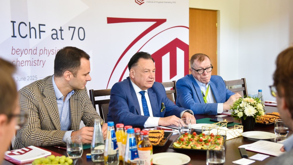 Visit of the Marshal of the Mazowieckie Voivodeship to the Institute of Physical Chemistry PAS, and an interview on Mazovia’s potential in developing gene therapies