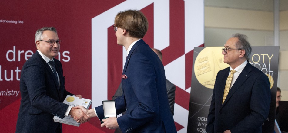 Gold, silver, and bronze in the hands of young researchers – The winners of the Gold Medal of Chemistry competition are announced